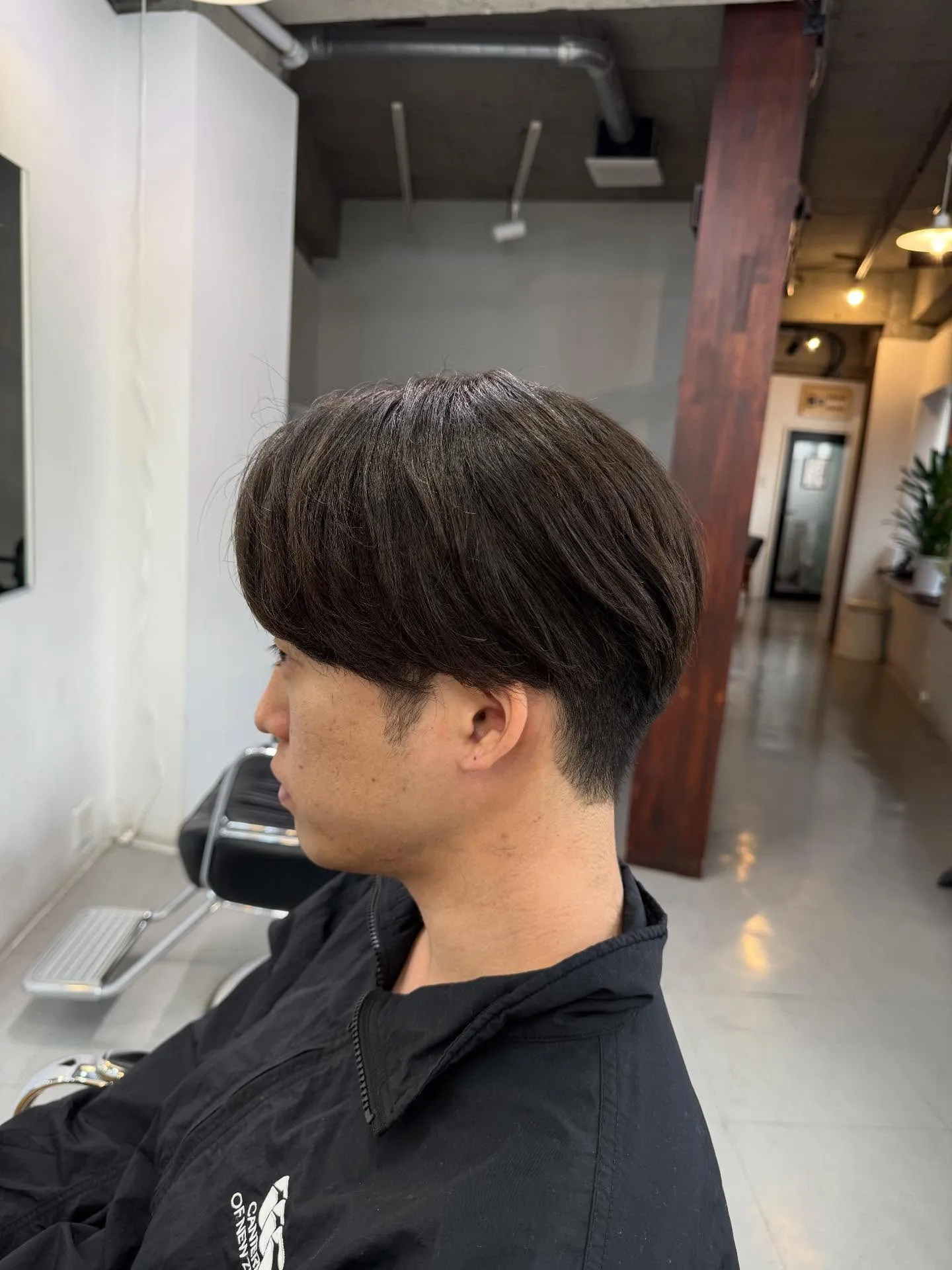 メンズ縮毛矯正で朝が楽になる好印象ヘアです😎