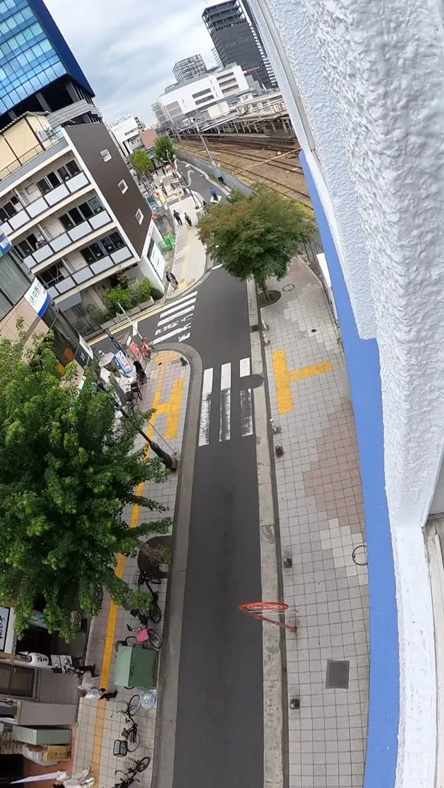 中野駅南口。