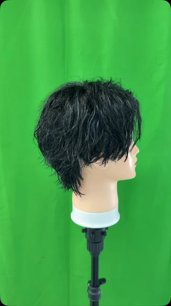 ツイストスパイラルで、いつものマッシュを一気に垢抜け。